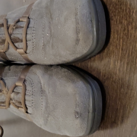 ARA Magaly Gore-Tex boots  Gray with Brown  faux fur Lace front. Size 5 Women - Picture 6 of 6